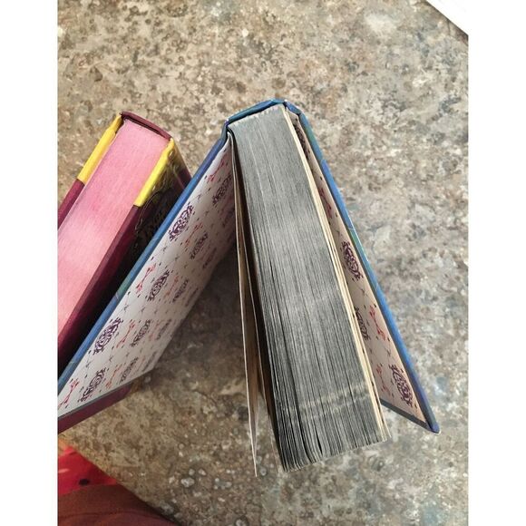 Books Set - "A Wonderlandiful World" & "The Storybook of Legends" - Picture 4 of 9